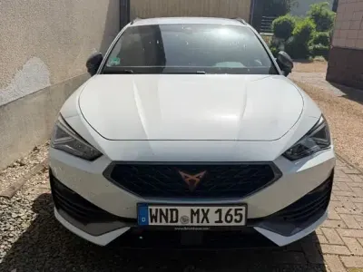 Gebraucht Cupra Leon 150 PS (110 kW) 2023 Weiß Limousine