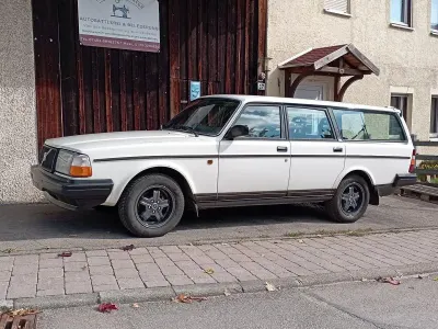 Usado Volvo 245 116 CV (85 kW) 1990 Blanco Familiar