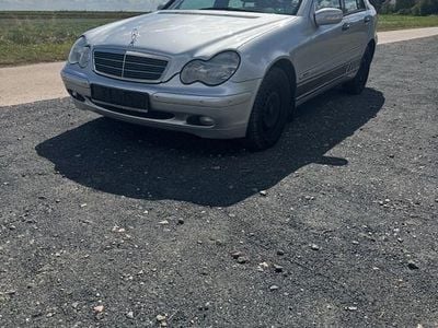 Mercedes C180