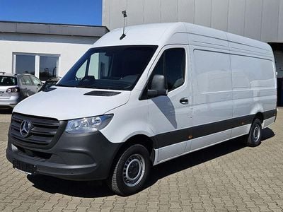 Second-hand Mercedes Sprinter 170 CP (125 kW) 2025 Alb Van