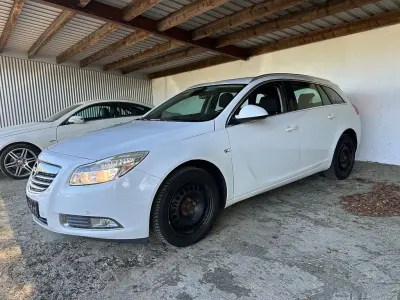 Brugt Opel Insignia 131 HK (96 kW) 2011 Hvid Stationcar