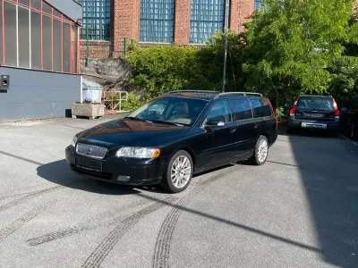 Gebraucht Volvo V70 140 PS (102 kW) 2006 Schwarz Kombi