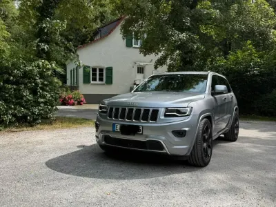 Gebraucht Jeep Grand Cherokee Overland 250 PS (183 kW) 2015 Silber SUV