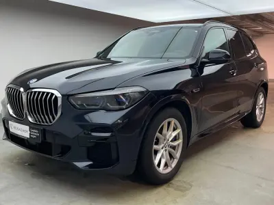 Gebraucht BMW X5 Efficient Dynamics 286 PS (210 kW) 2023 Carbonschwarz metallic SUV