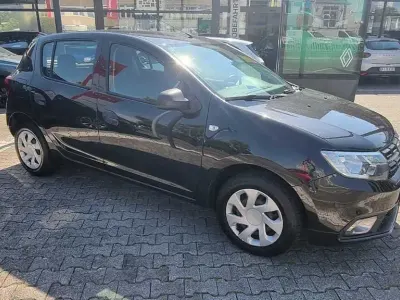 Gebraucht Dacia Sandero Essentiel 73 PS (53 kW) 2018 Schwarz Limousine