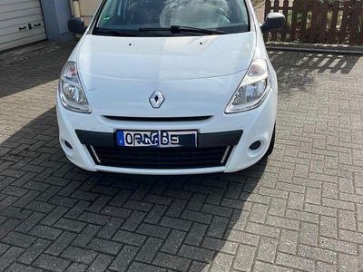 Gebraucht Renault Clio IV 75 PS (55 kW) 2012 Weiß Limousine