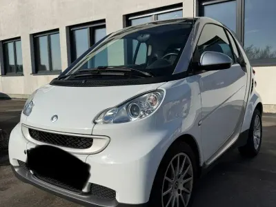 Używany Smart ForTwo Coupé 71 KM (52 kW) 2009 Biały Coupe