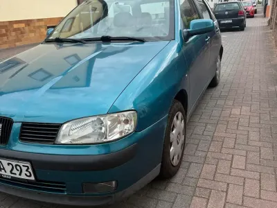 Gebraucht Seat Ibiza 60 PS (44 kW) 2000 Grün Kleinwagen