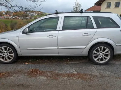 Gebraucht Opel Astra Sport 120 PS (88 kW) 2007 Silber Kombi