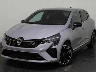 Nuova Renault Clio V Techno 2025 Grigio