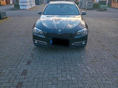 Gebraucht BMW 520 Luxury Line 186 PS (136 kW) 2014 Schwarz Kombi