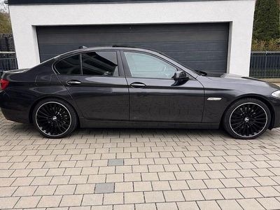 Usata BMW 525 Performance 271 CV (199 kW) 2011 Grigio Berlina