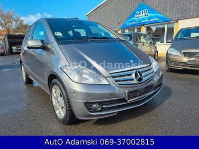 Gebraucht Mercedes A180 Elegance 116 PS (85 kW) 2011 Grau Van / Kleinbus