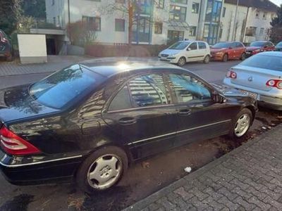 Mercedes C240