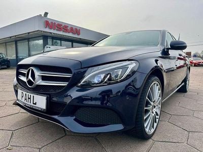 Gebraucht Mercedes C180 AMG line 156 PS (114 kW) 2016 Blau Limousine