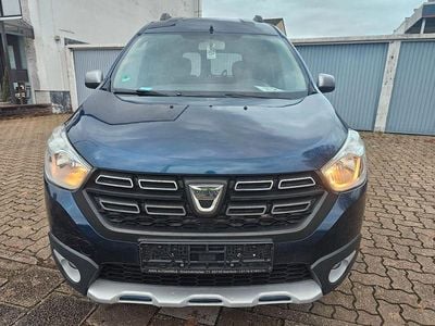 Gebraucht Dacia Dokker Ambiance 114 PS (83 kW) 2018 Blau Van / Kleinbus