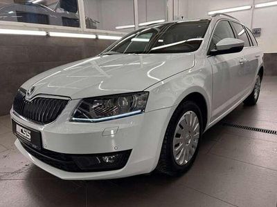 Gebraucht Skoda Octavia LAURIN & KLEMENT 150 PS (110 kW) 2015 Weiß Kombi