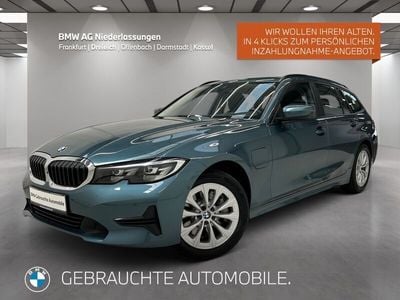 BMW 330e