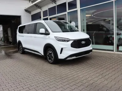 Neu Ford Tourneo Custom Active 170 PS (125 kW) 2026 Weiß Van