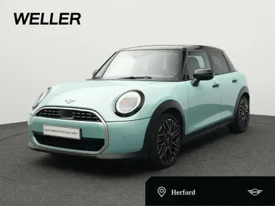 Używany Mini Cooper Favoured 114 kW (156 KM) 2025 Srebrny Hatchback