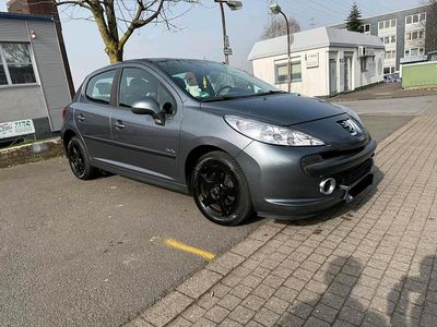 Gebraucht Peugeot 207 95 PS (69 kW) 2008 Grau Kleinwagen