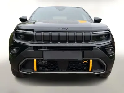 Neu Jeep Avenger North 145 PS (106 kW) 2026 Volcano black SUV