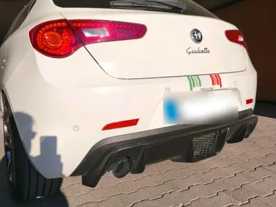 Gebraucht Alfa Romeo Giulietta Quadrifoglio Verde 235 PS (172 kW) 2011 Weiß Kleinwagen