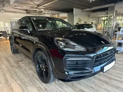 Gebraucht Porsche Cayenne Coupe GTS Sport 460 PS (338 kW) 2020 Schwarz Coupé