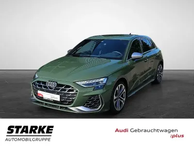 Gebraucht Audi S3 Ambiente 333 PS (244 kW) 2025 Distriktgrün metallic Limousine
