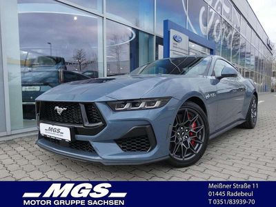 Neu Ford Mustang Fastback 446 PS (328 kW) 2026 Vapor blue/whisper blue Coupé