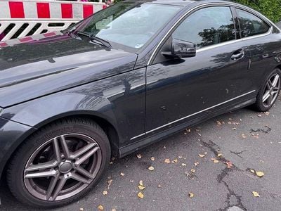 Mercedes C180