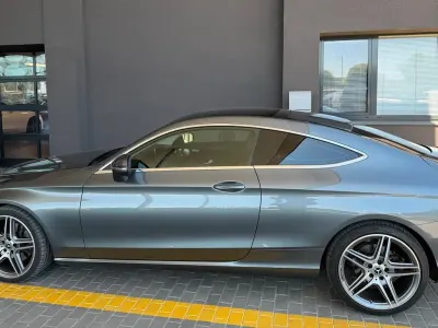 Gebraucht Mercedes C250 211 PS (155 kW) 2017 Grau Coupé