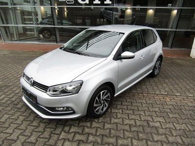 Gebraucht VW Polo 60 PS (44 kW) 2017 Silber Limousine