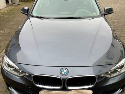 gebraucht BMW 320 d Touring *Panorama* *Head up* *AHK*