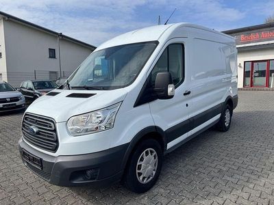 Gebraucht Ford Transit Trend 131 PS (96 kW) 2018 Weiß Van / Kleinbus