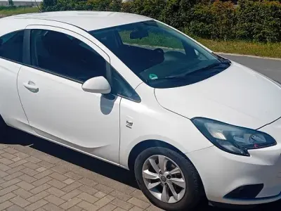 Gebraucht Opel Corsa drive 69 PS (50 kW) 2015 Weiß Kleinwagen