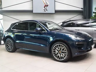 Occasion Porsche Macan Turbo Chrono 441 PK (324 kW) 2020 Blauw SUV