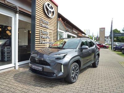 Grau Neu 2025 Toyota Yaris Cross SUV | 31.680 € (Fairer Preis)