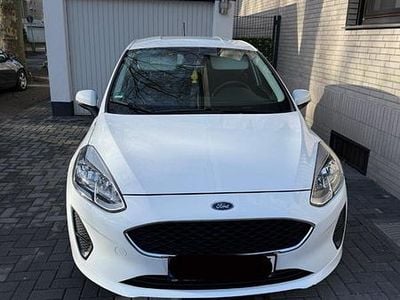 Weiß Gebraucht 2019 Ford Fiesta Trend Kleinwagen | 9.500 € (Guter Preis)