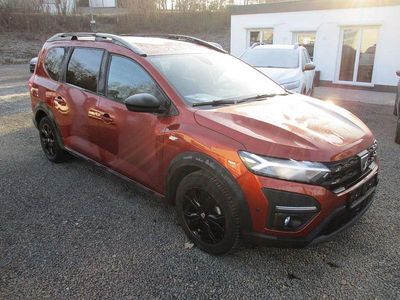 Braun Gebraucht 2022 Dacia Jogger Extreme Van / Kleinbus | 18.490 € (Fairer Preis)