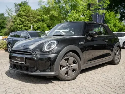 Gebraucht Mini Cooper Cabriolet Classic 136 PS (100 kW) 2023 Schwarz Cabrio