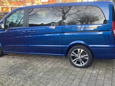 Używany Mercedes Viano 224 KM (164 kW) 2011 Niebieski Minivan