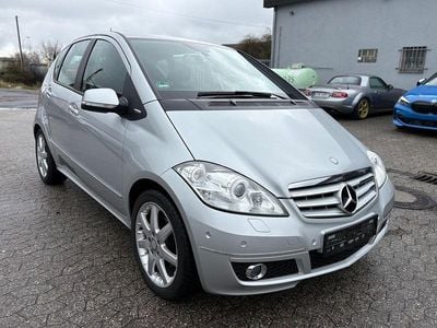 Gebraucht Mercedes A200 140 PS (102 kW) 2012 Silber Limousine
