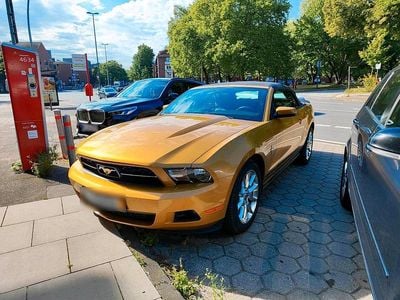 Gebraucht Ford Mustang 213 PS (156 kW) 2013 Gold Cabrio