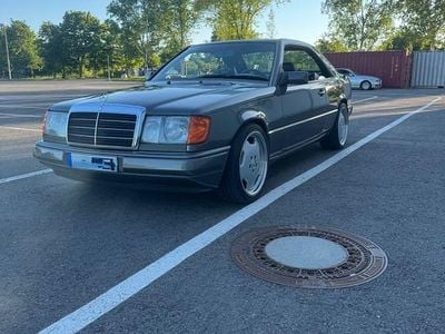 Gebraucht Mercedes E300 179 PS (131 kW) 1990 Braun Coupé