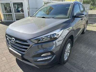 Gebraucht Hyundai Tucson 132 PS (97 kW) 2017 Micron grey SUV