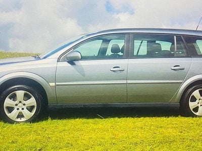 Grau Gebraucht 2005 Opel Vectra Cosmo Kombi | 2.190 € (Fairer Preis)