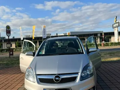 Gebraucht Opel Zafira 140 PS (102 kW) 2007 Grau Van / Kleinbus