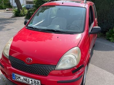 Toyota Yaris Verso