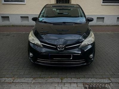 Usata Toyota Corolla 124 CV (91 kW) 2013 Nero Station wagon